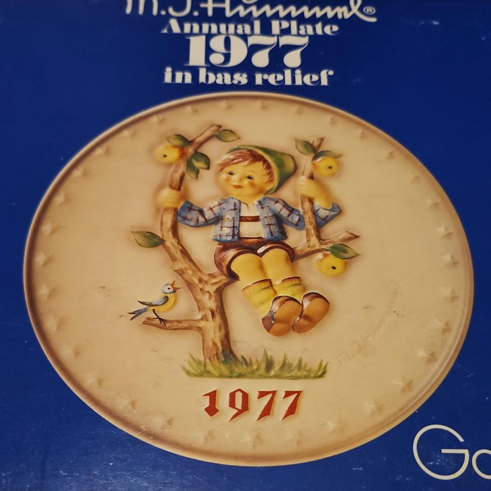 1977 MJ Hummel Goebel annual plate